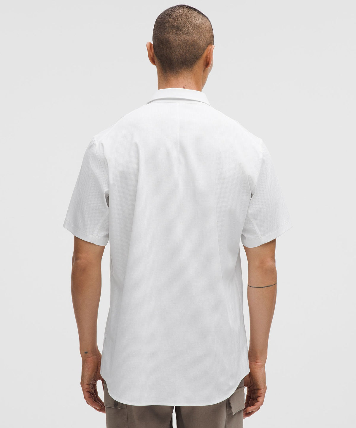 Airing Easy Short-Sleeve Shirt