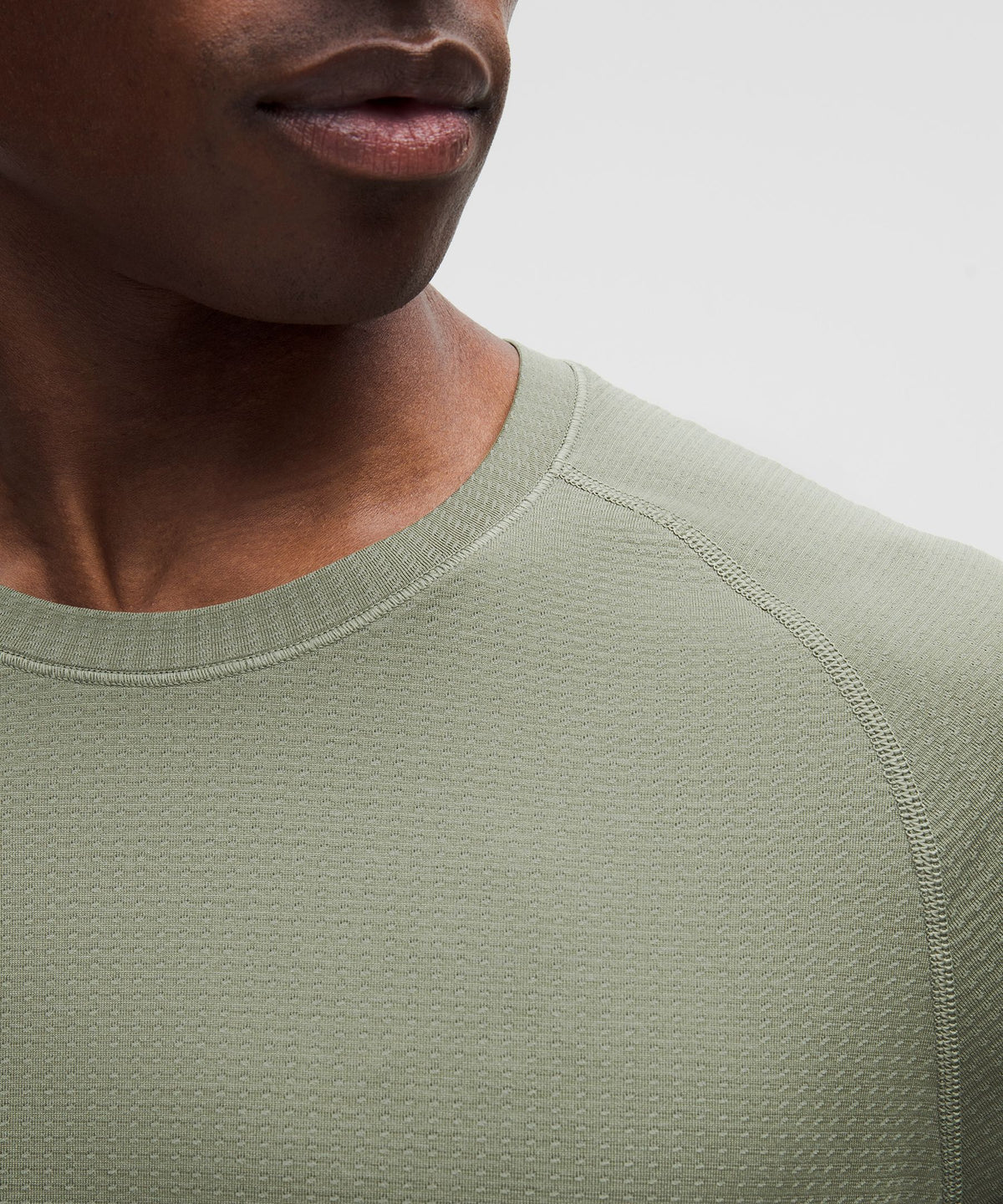 Metal Vent Tech Short-Sleeve Shirt