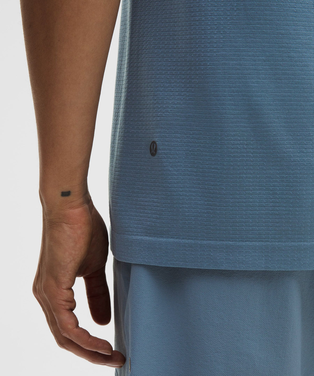 Metal Vent Tech Short-Sleeve Shirt