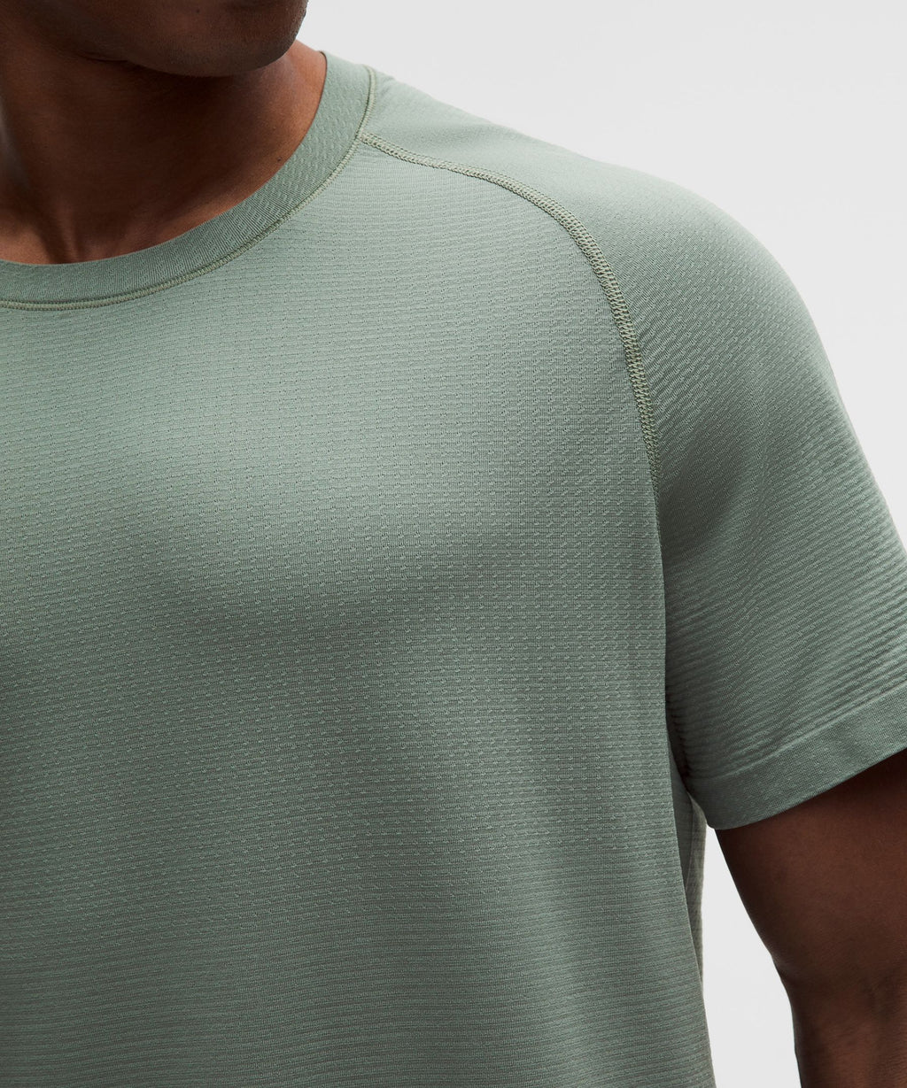 Metal Vent Tech Short-Sleeve Shirt
