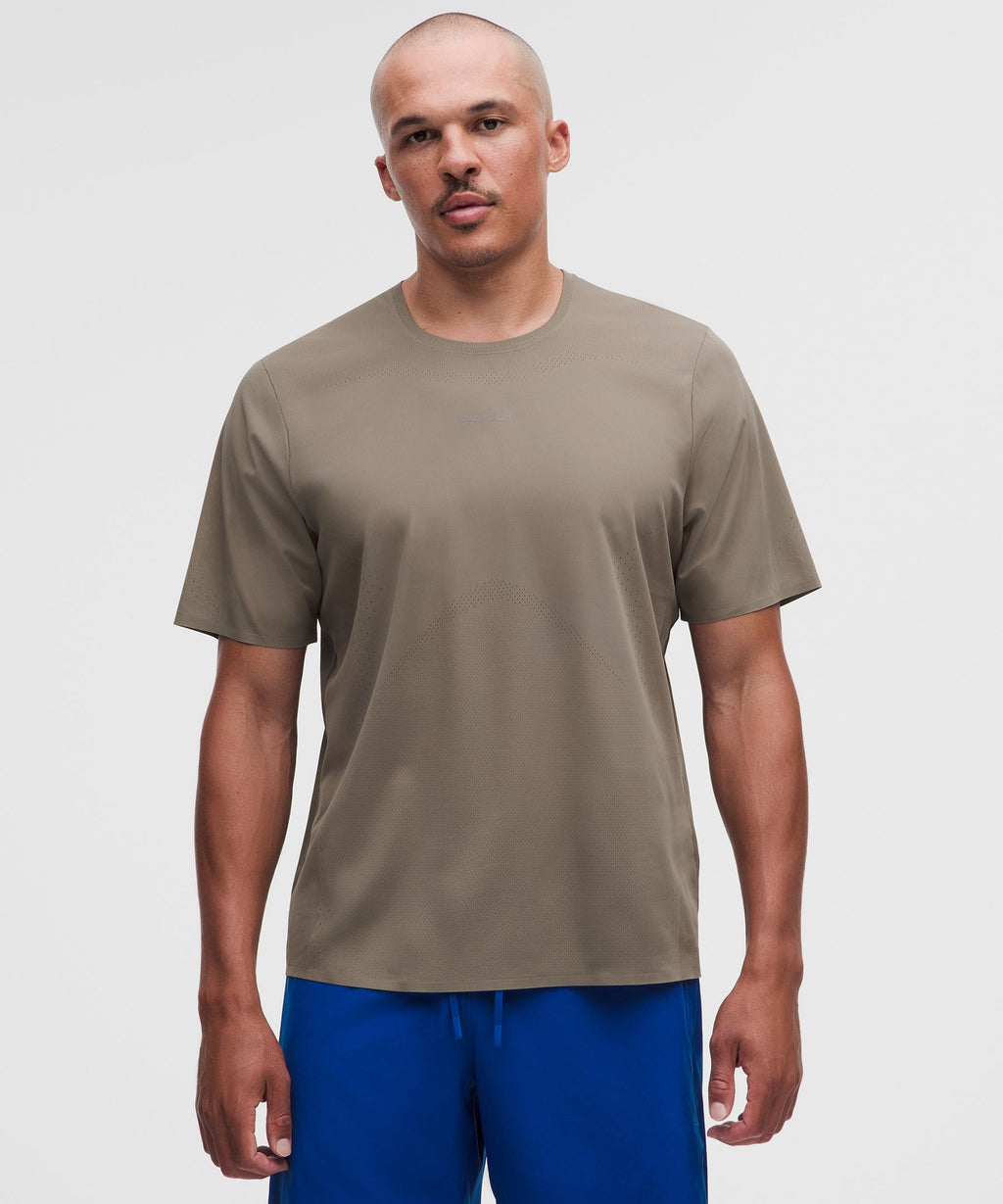 Men's Fast and Free Short-Sleeve ShirtRace Length
