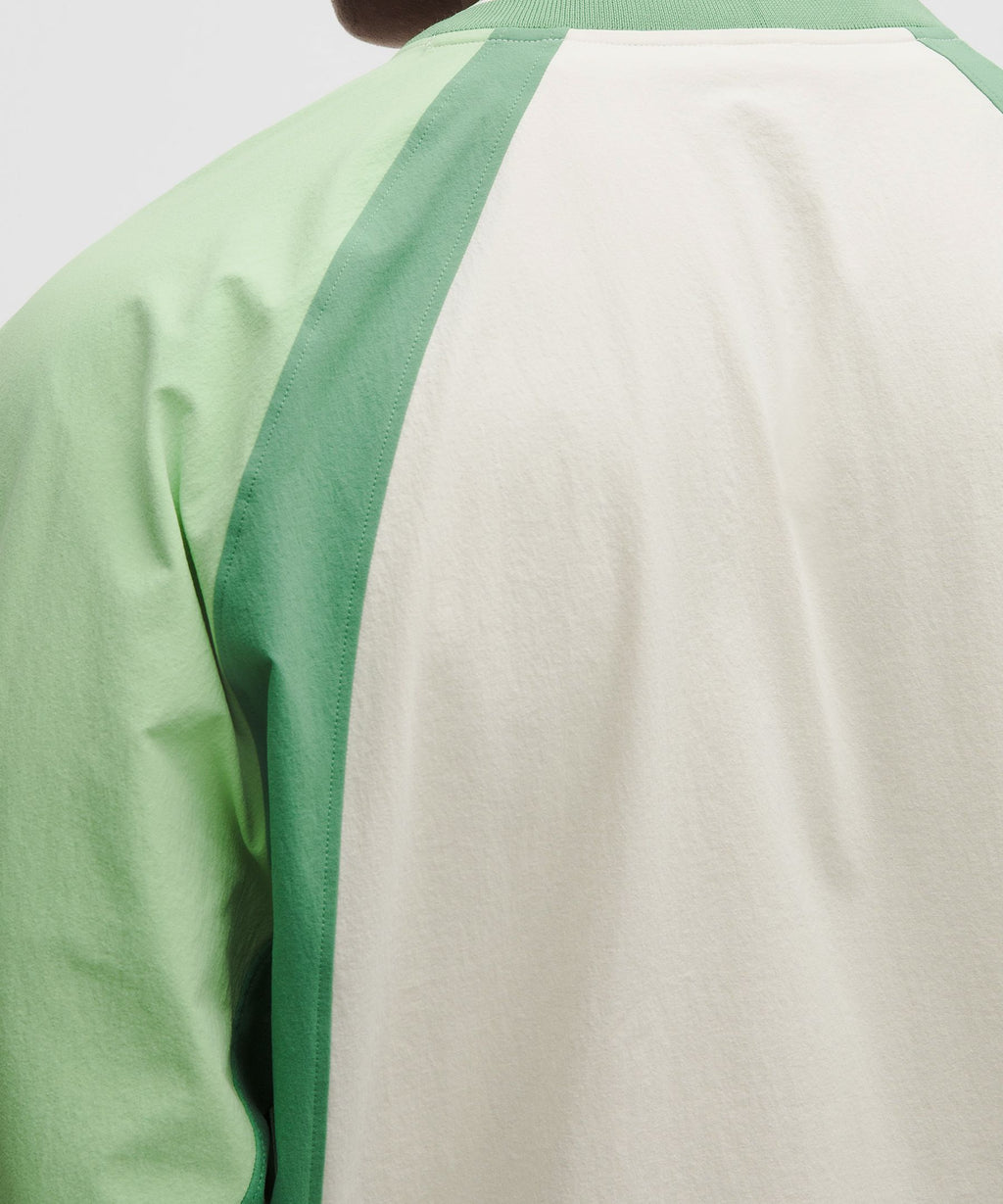 Water-Repellent Golf V-Neck Pullover