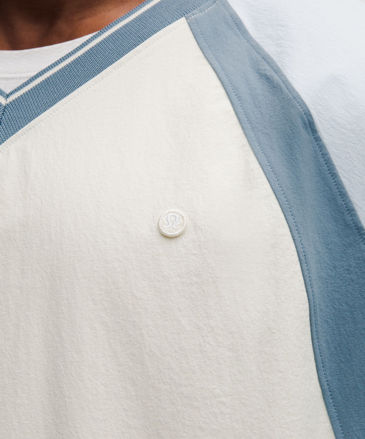 Water-Repellent Golf V-Neck Pullover