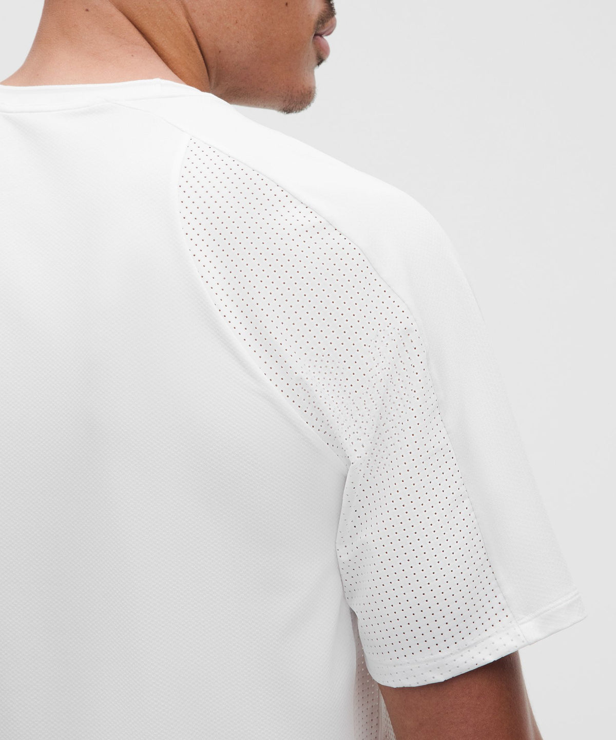 UV-Protective Mesh Panelled Tennis Shirt