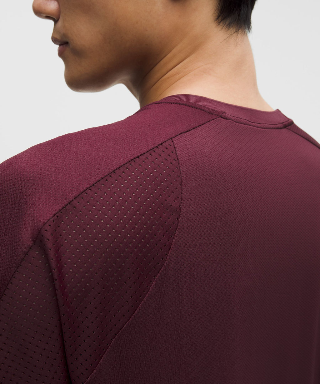 UV-Protective Mesh Panelled Tennis Shirt
