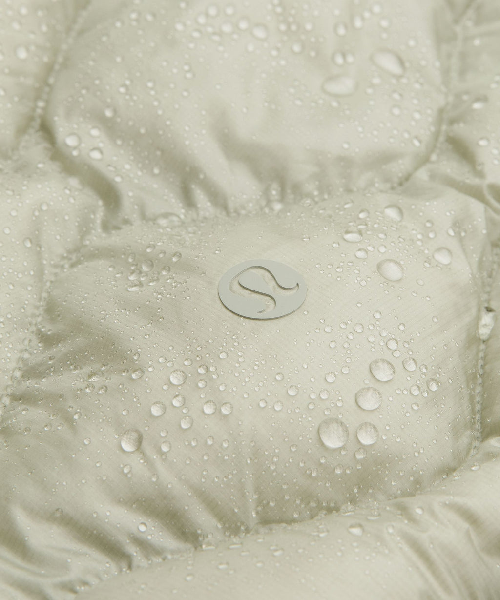 Featherweight 900-Down-Fill Quilted Hooded Jacket