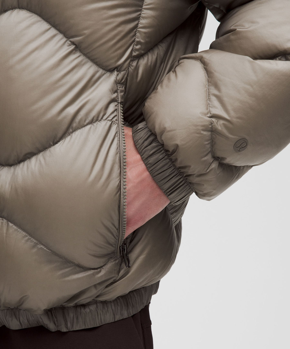Men's Featherweight Stand-Neck Quilted Puffer
