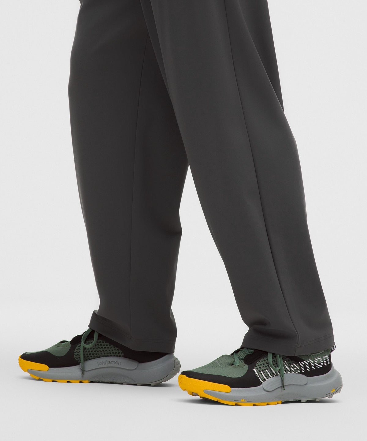 Men's Daydrift Relaxed-Fit Pleated Trouser RegularNo Belt Loops
