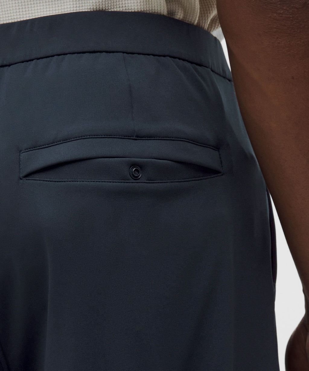 Men's Daydrift Relaxed-Fit Pleated Trouser ShorterNo Belt Loops