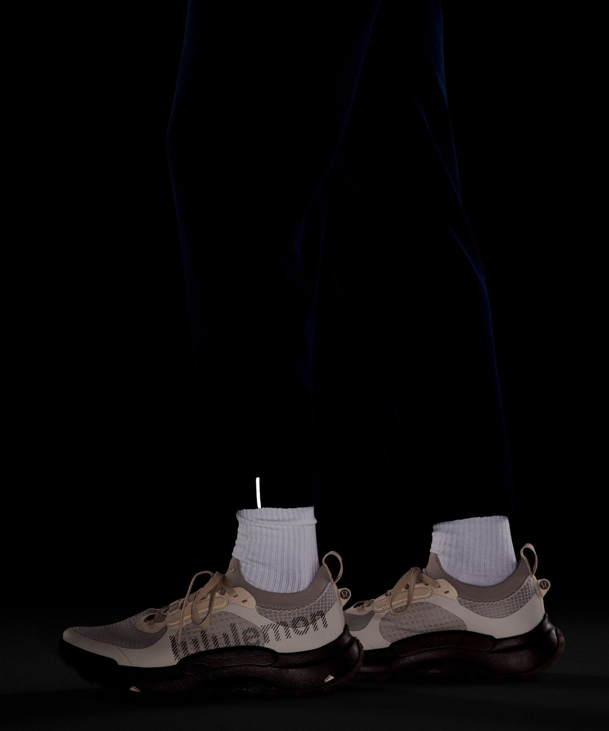 ABC Slim-Fit Trouser 32LTextured WovenAir