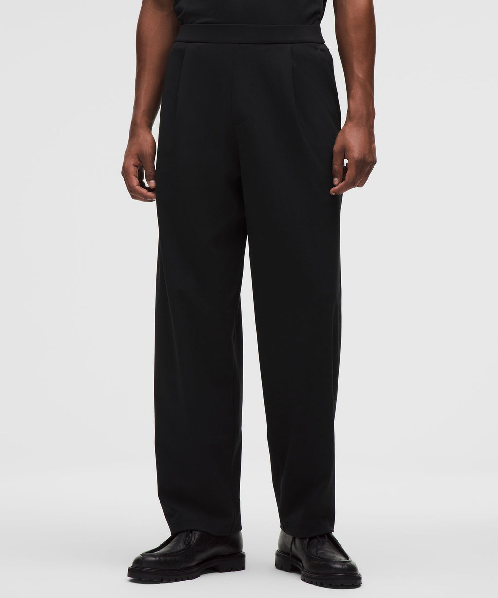 Men's Daydrift Relaxed-Fit Pleated Trouser RegularNo Belt Loops