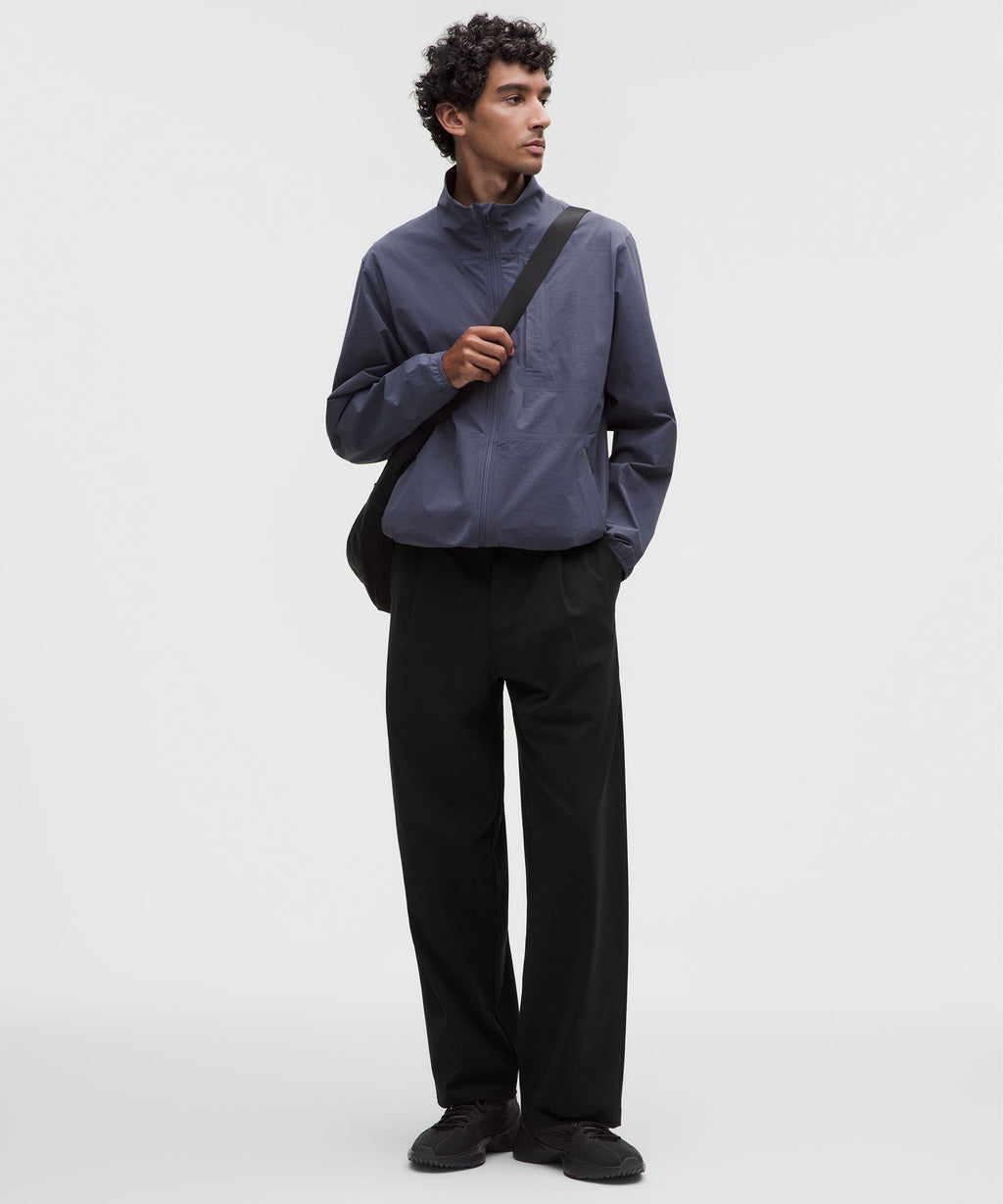 Men's Daydrift Relaxed-Fit Pleated TrouserShorter