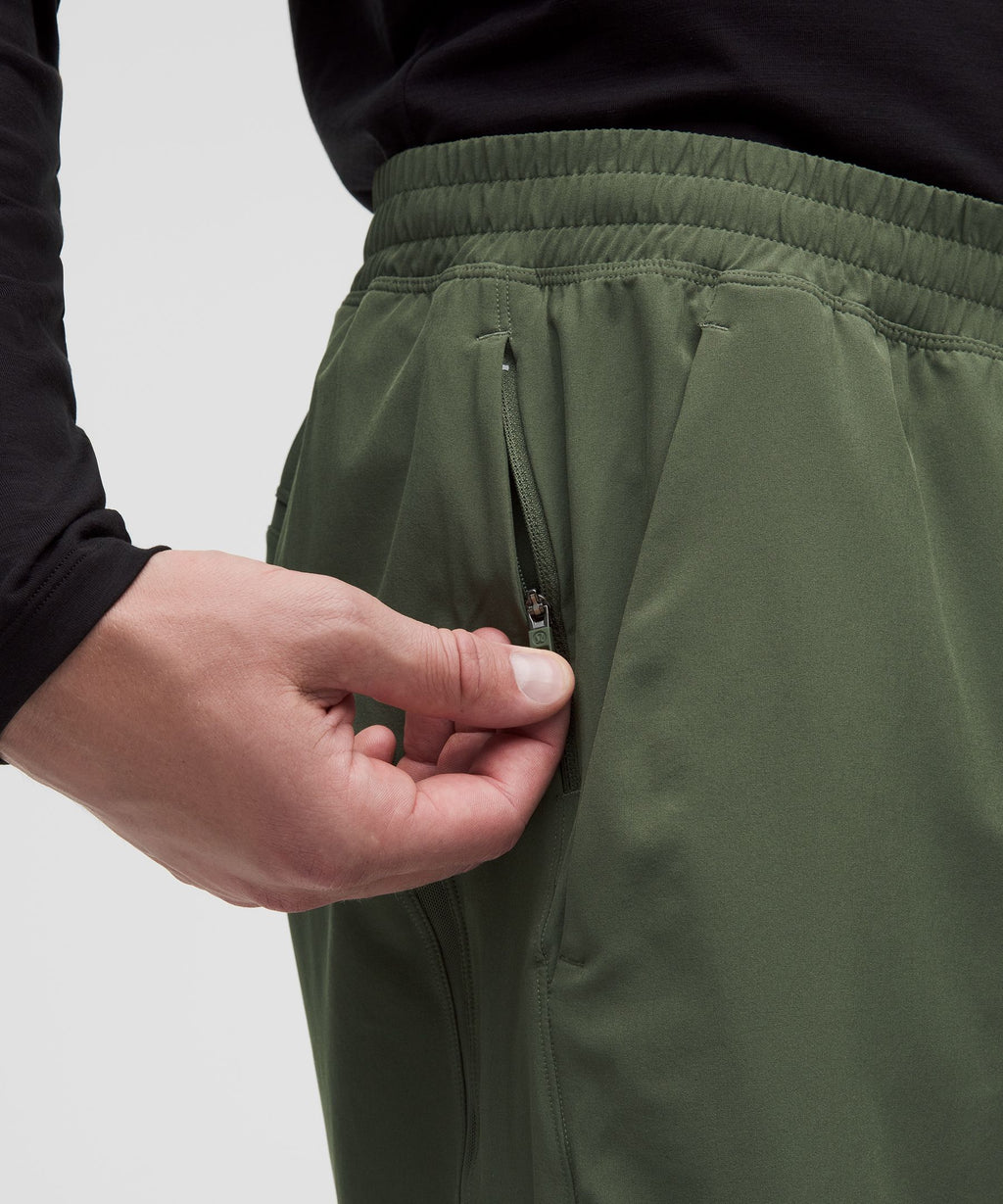 Pace Breaker Linerless Short 9"