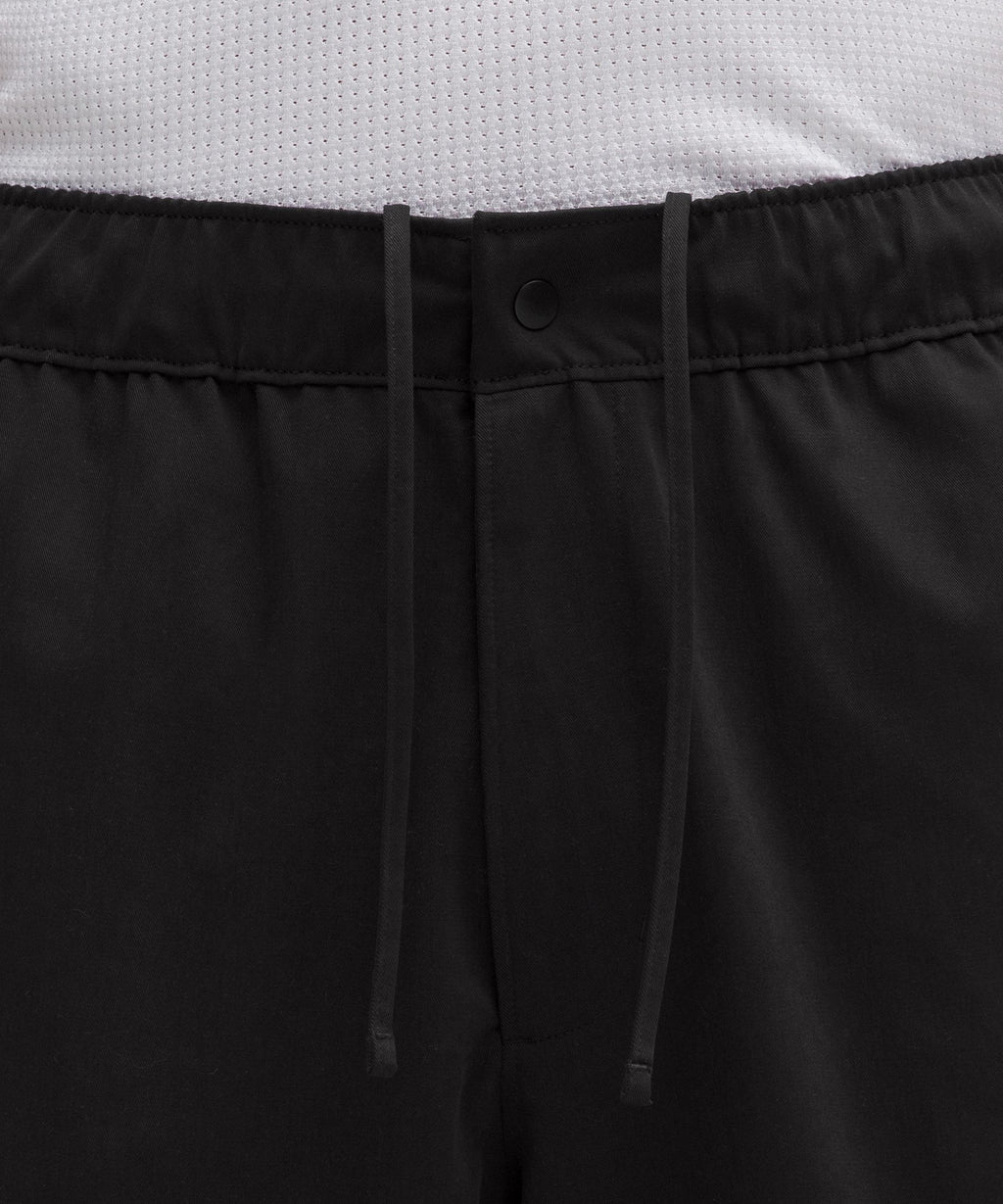 Unshaken Relaxed Pull-On Short 9"