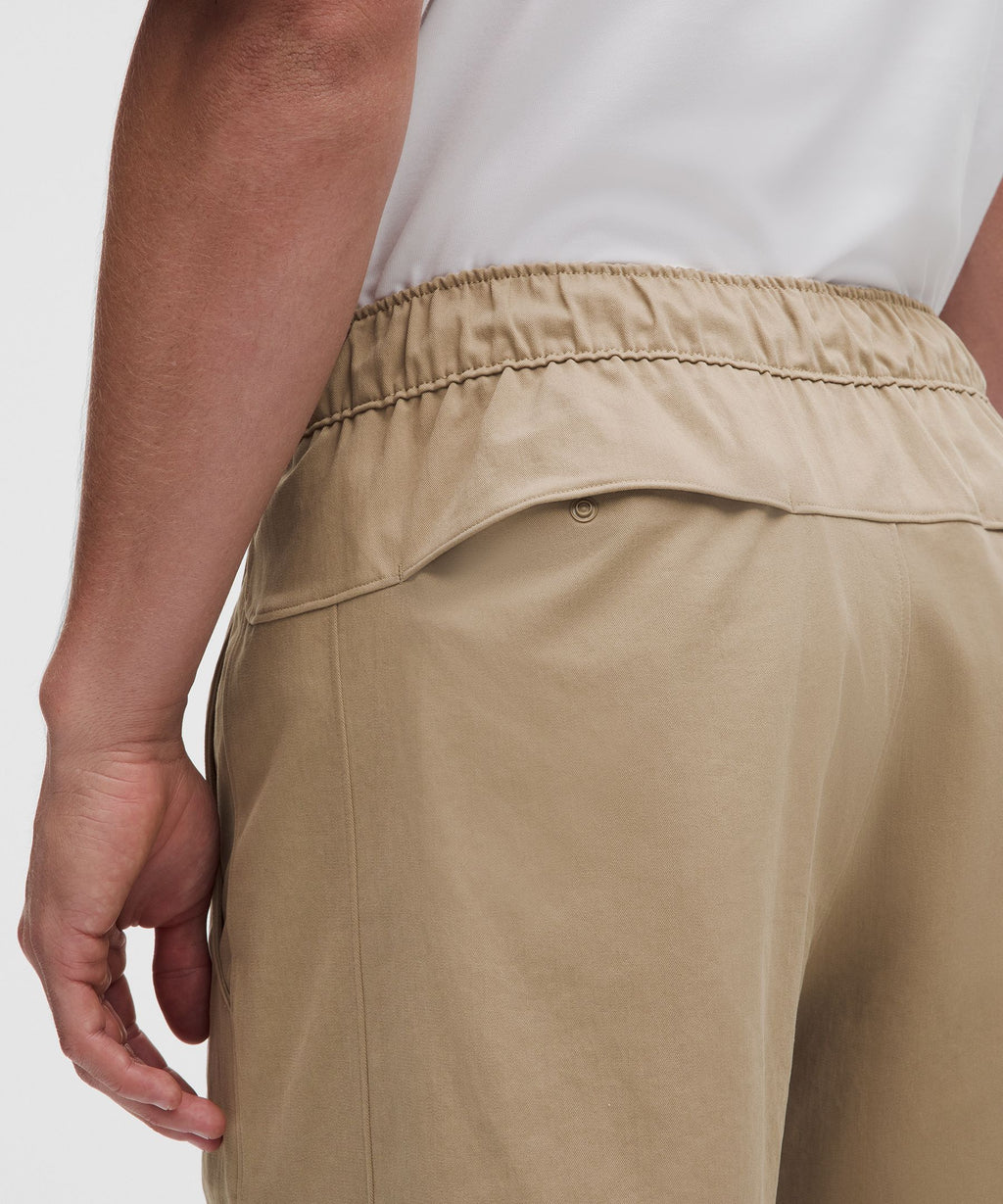 Unshaken Relaxed Pull-On Short 9"
