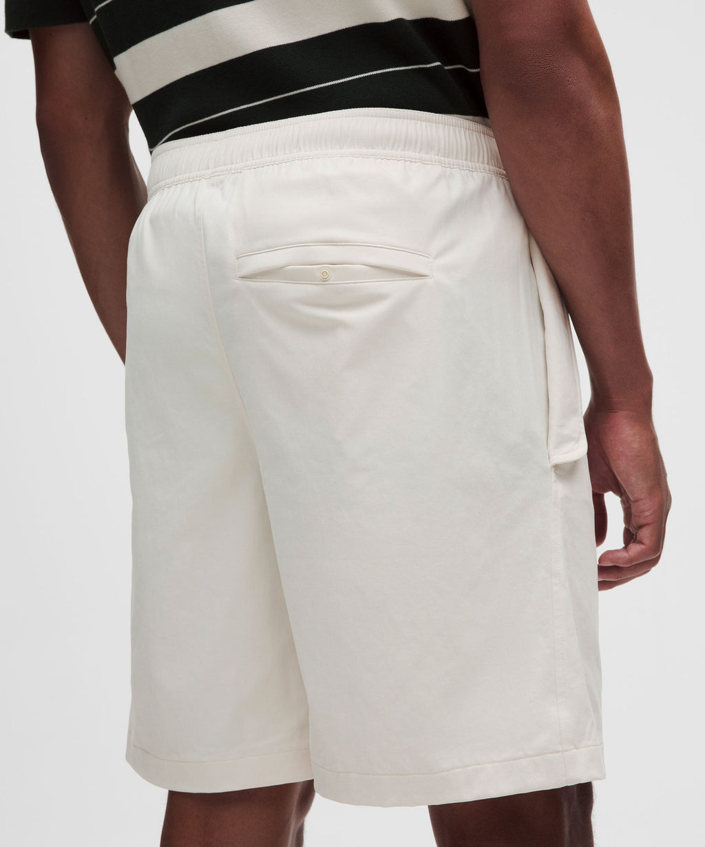 Unshaken Flight Short 9"