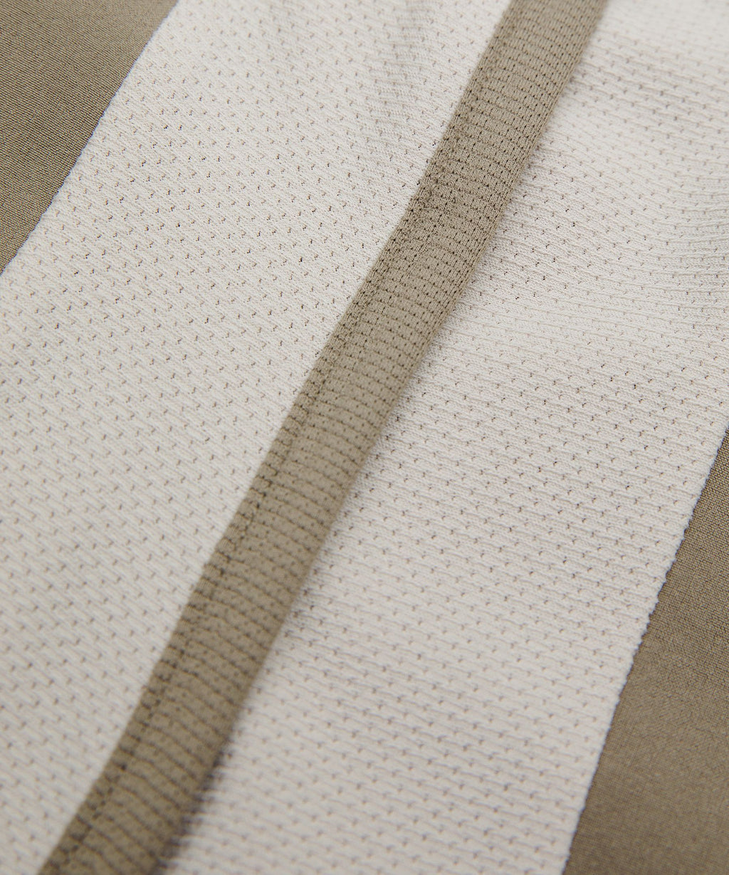Lightweight Mesh-Pannelled Tennis Short 7"