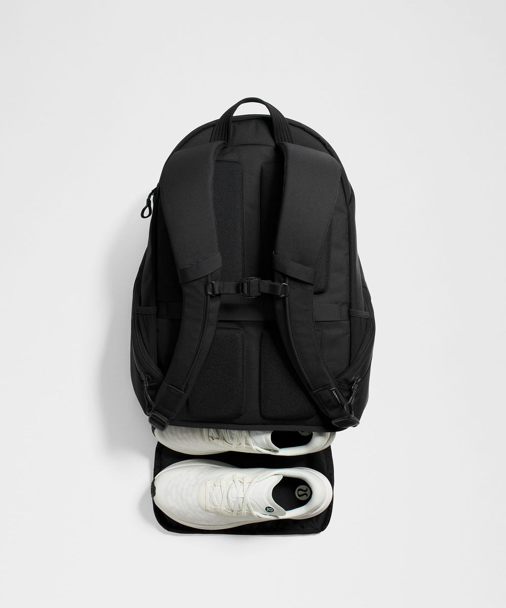 Daily Dispatch Backpack 28L