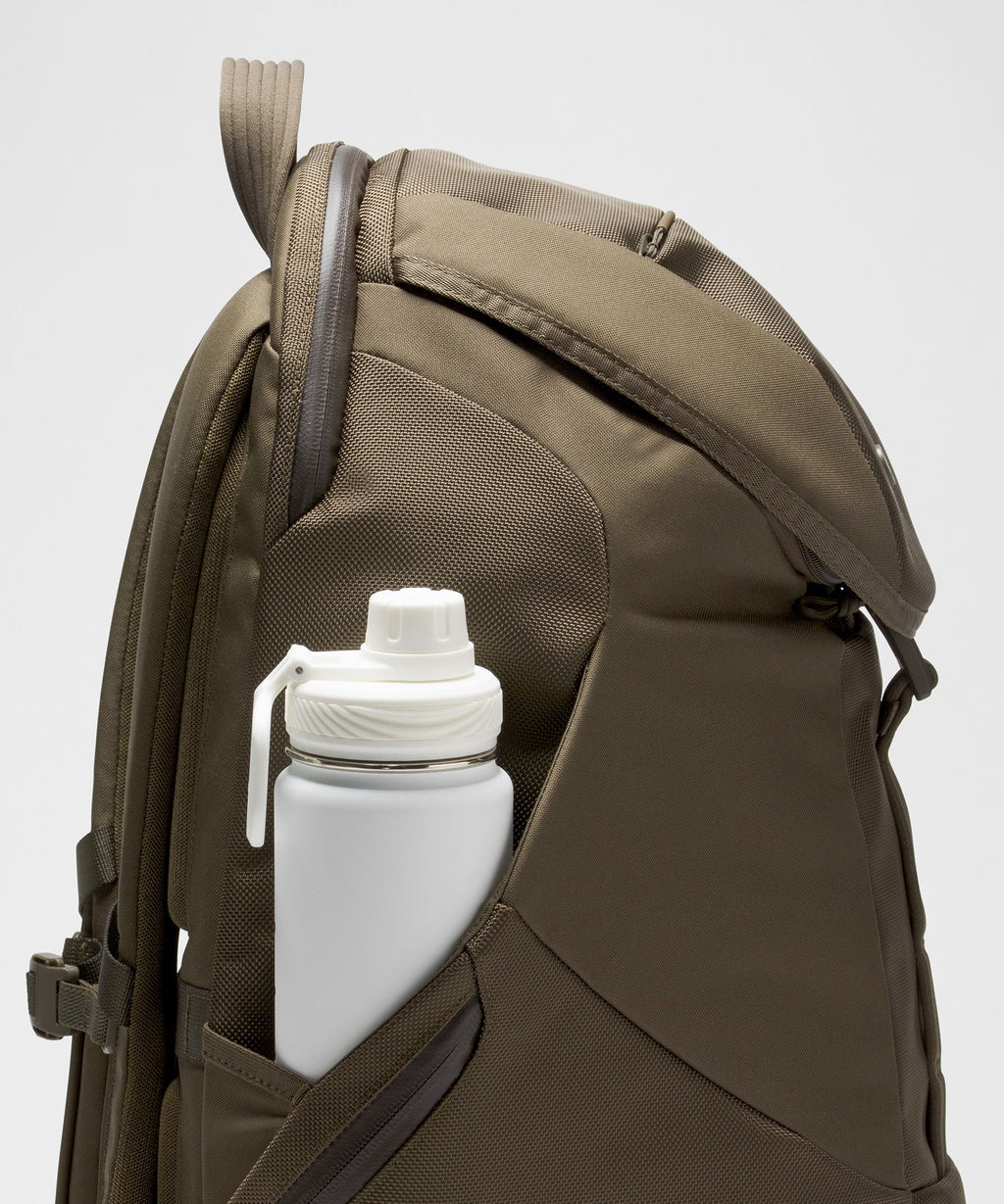 Daily Dispatch Backpack 28L