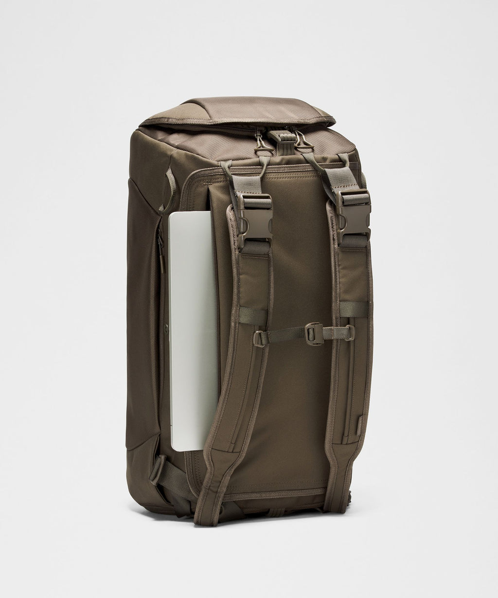 Daily Dispatch Duffle Bag 36L