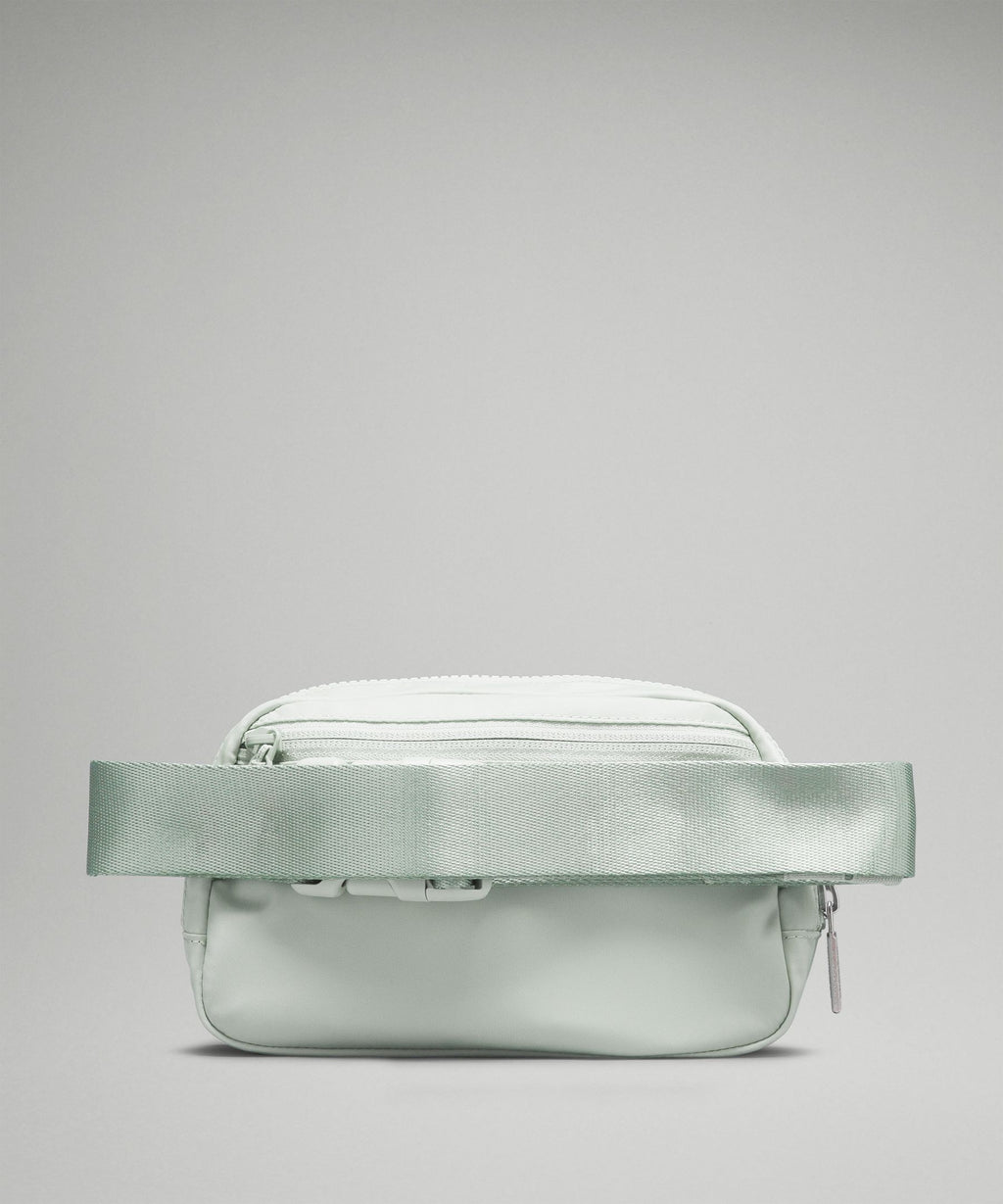 Everywhere Belt Bag 1L