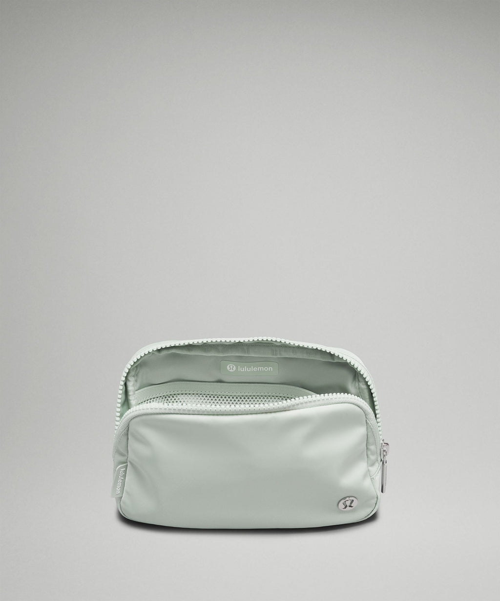 Everywhere Belt Bag 1L