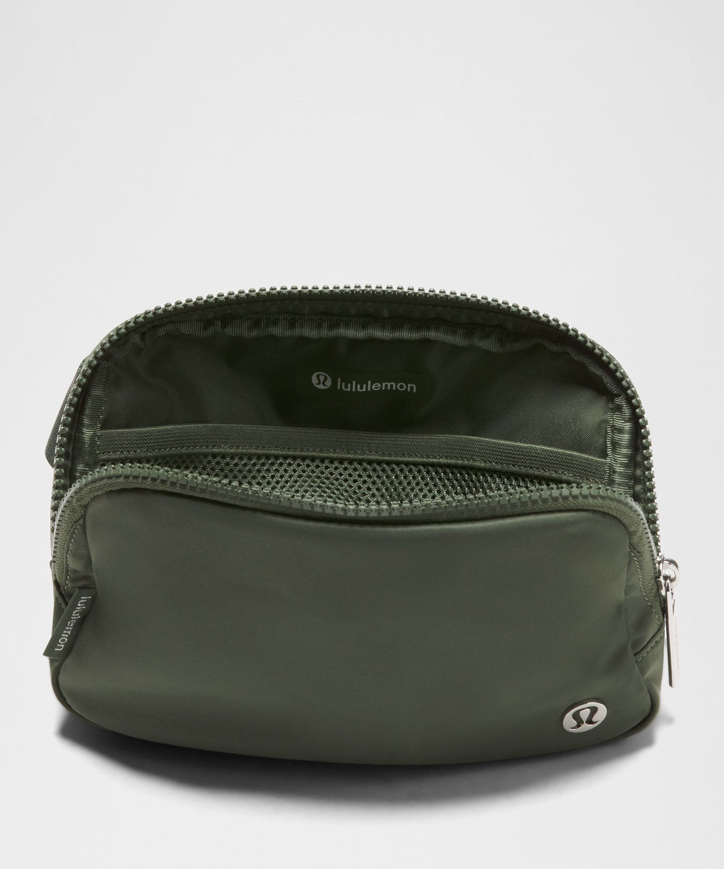 Everywhere Belt Bag 1L