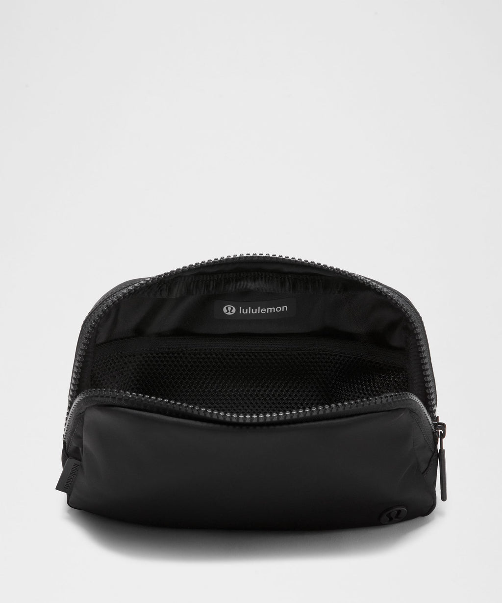 Everywhere Belt Bag 1L