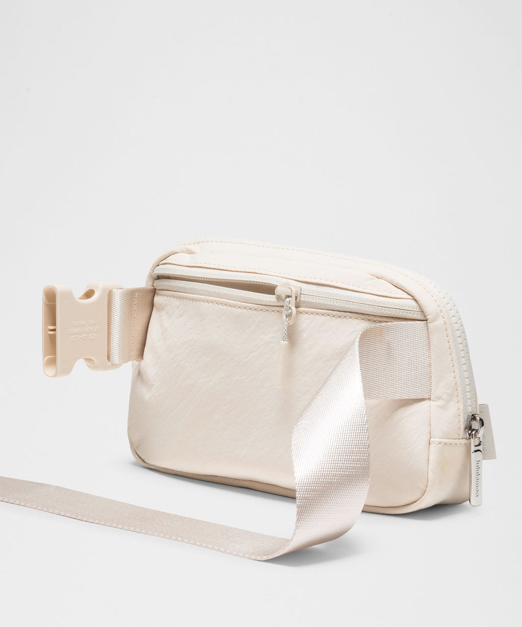 Everywhere Belt Bag 1L