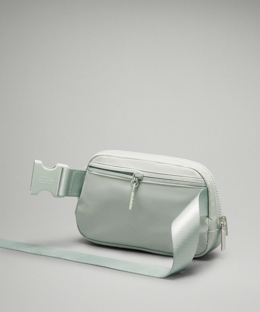 Everywhere Belt Bag with Long Strap 1L