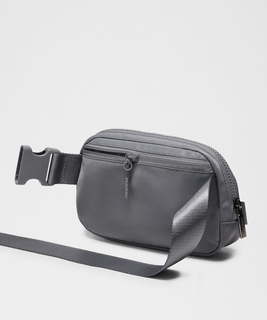 Everywhere Belt Bag with Long Strap 1L