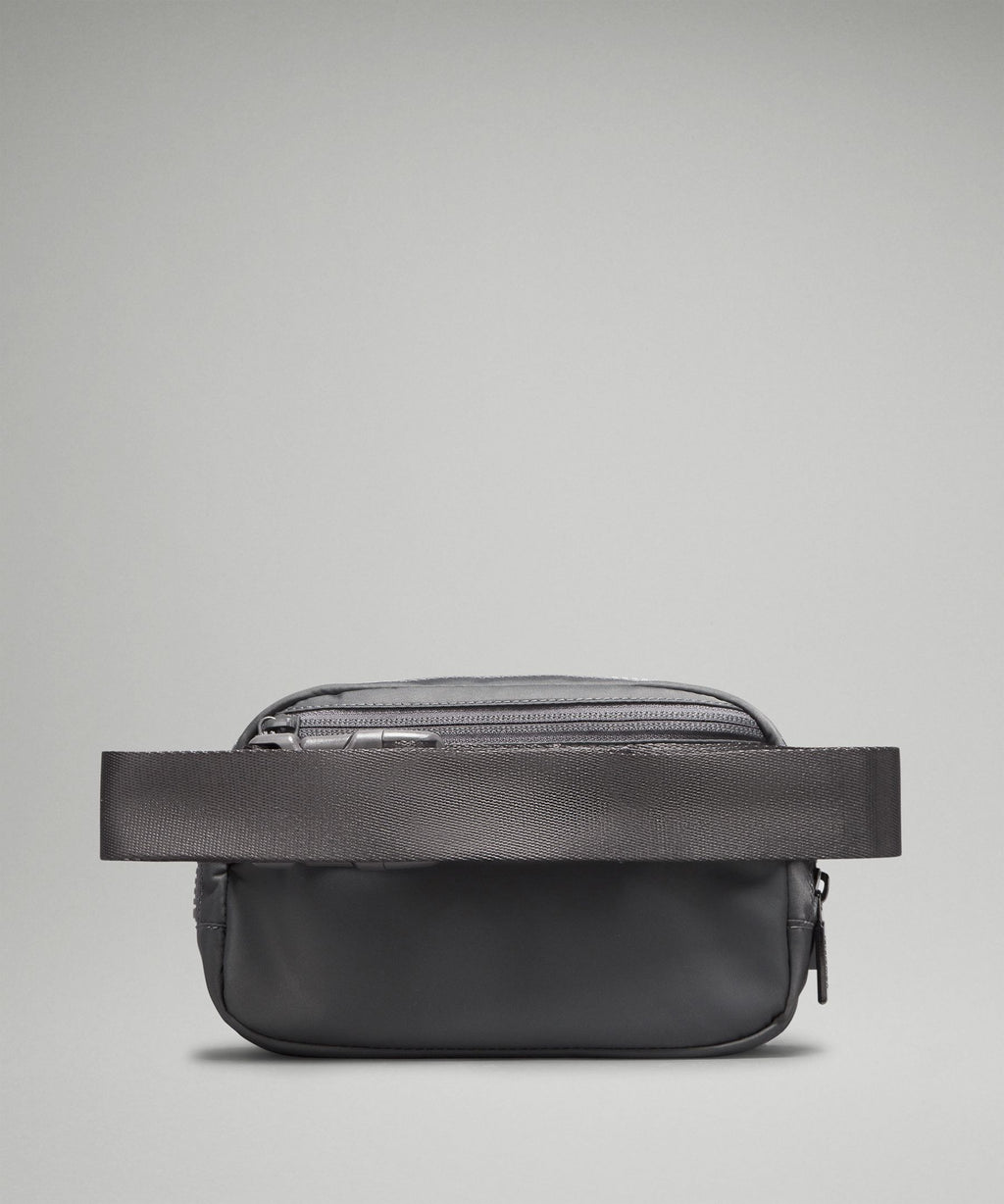 Everywhere Belt Bag with Long Strap 1L
