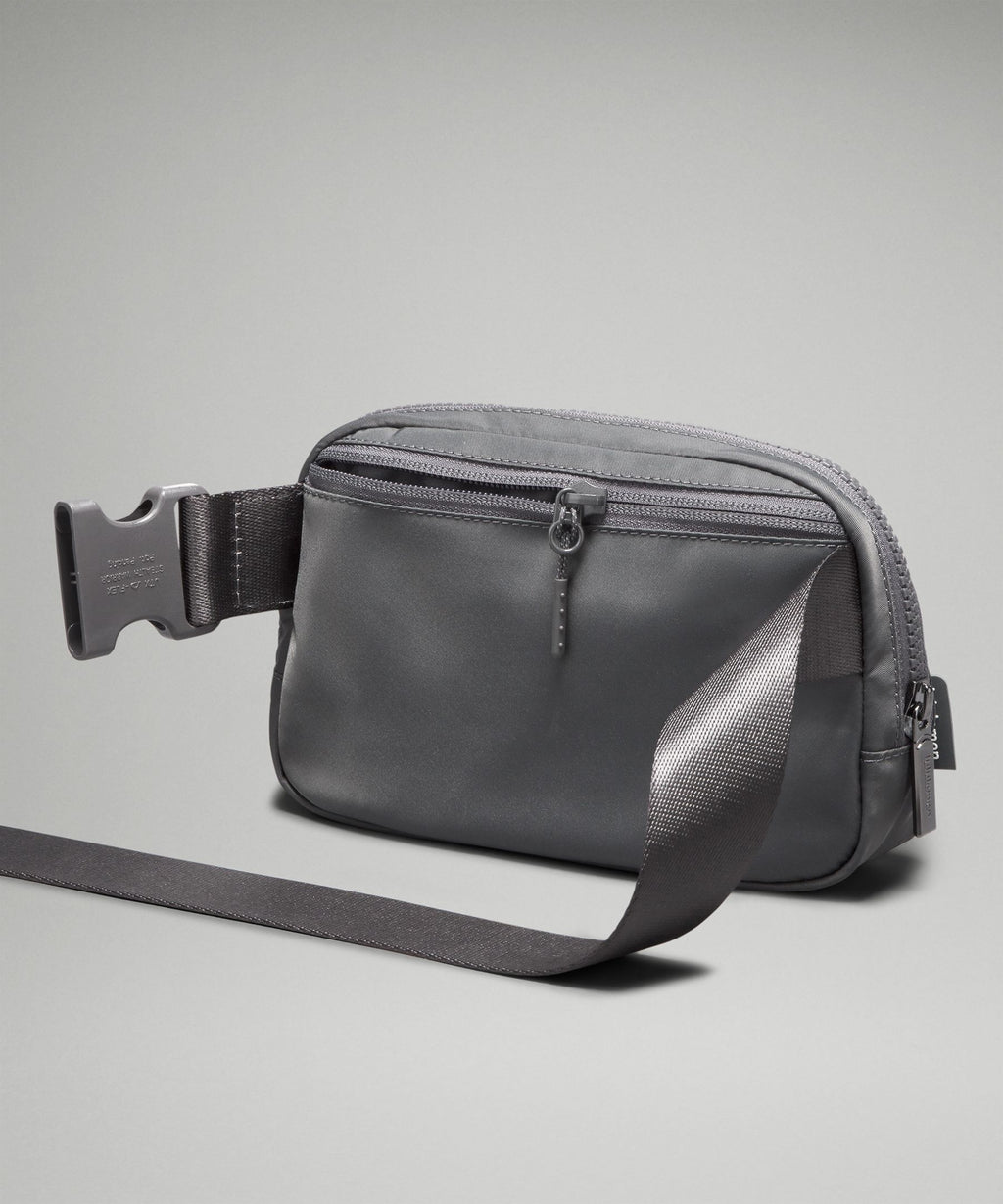Everywhere Belt Bag with Long Strap 1L