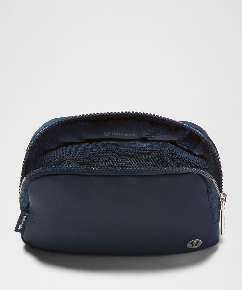 Everywhere Belt Bag with Long Strap 1L