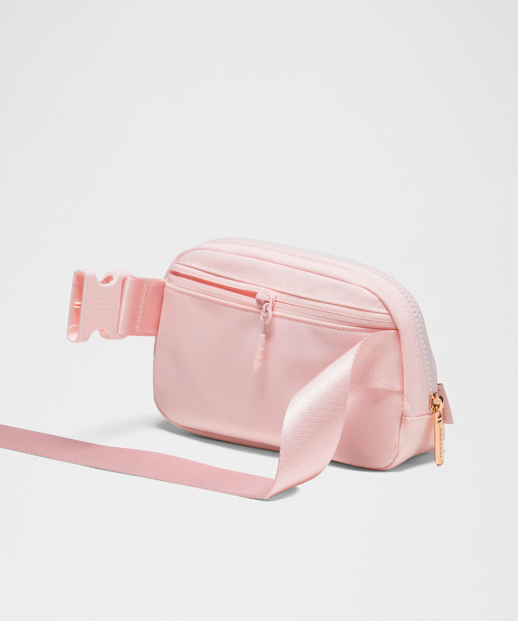 Everywhere Belt Bag with Long Strap 1L