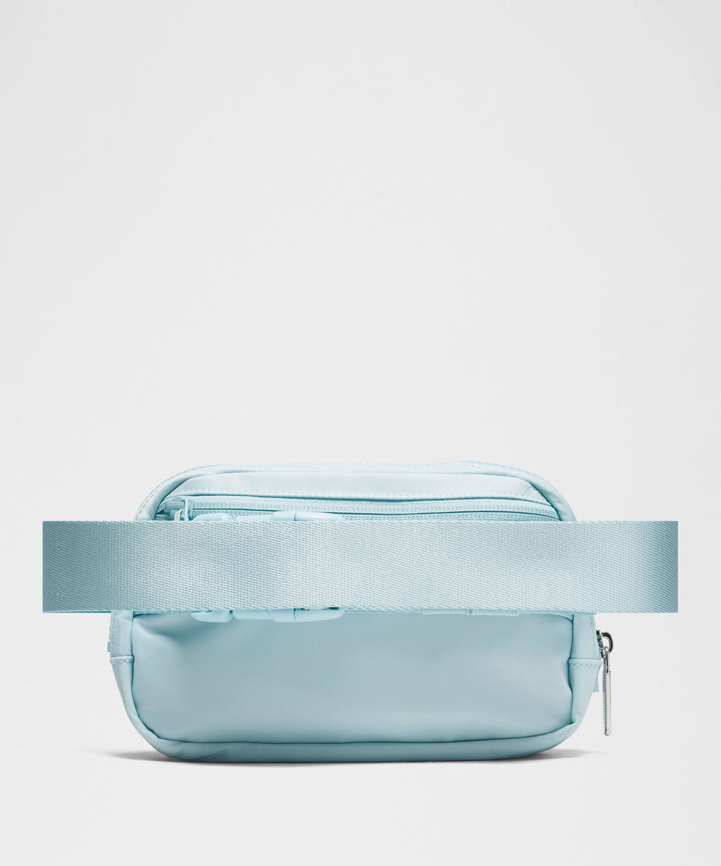 Everywhere Belt Bag with Long Strap 1L