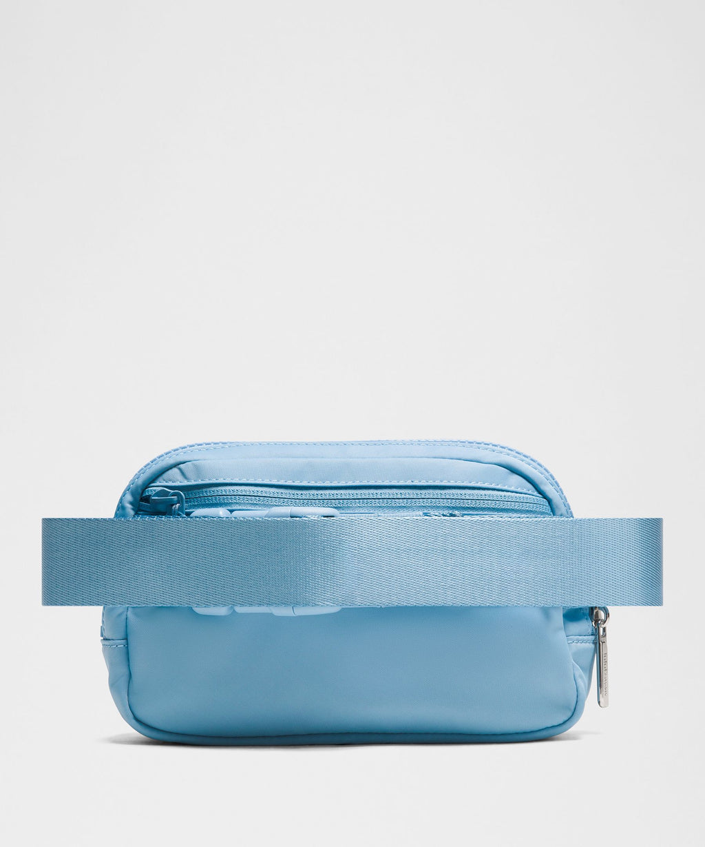Everywhere Belt Bag with Long Strap 1L