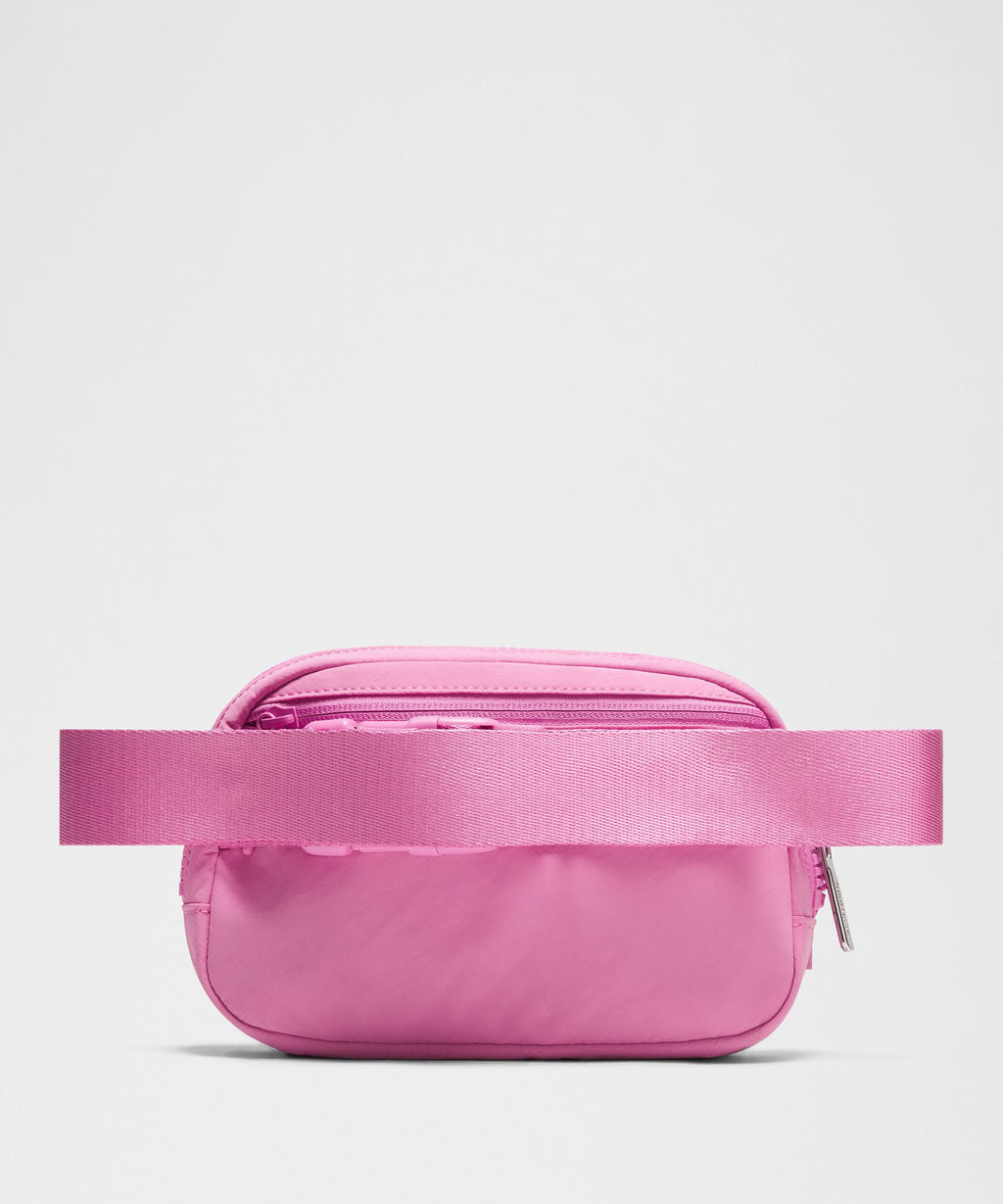 Everywhere Belt Bag with Long Strap 1L