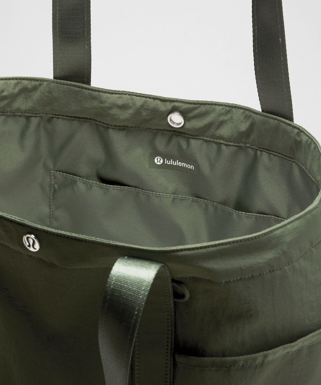 Daily Multi-Pocket Tote Bag 20L