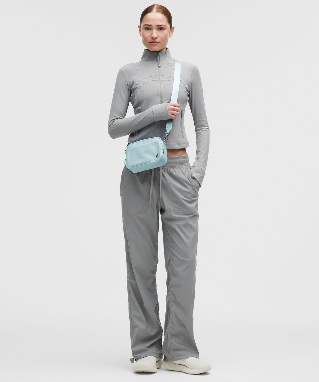 Everywhere Crossbody Bag 2LMetal Hardware