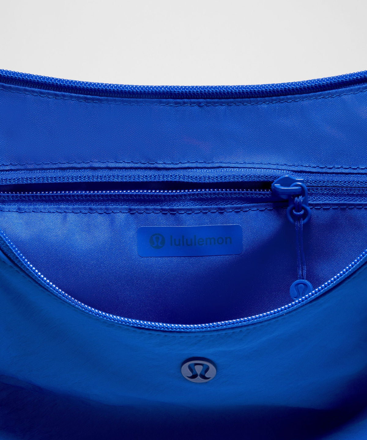 Slouchy Sling Bag 6L
