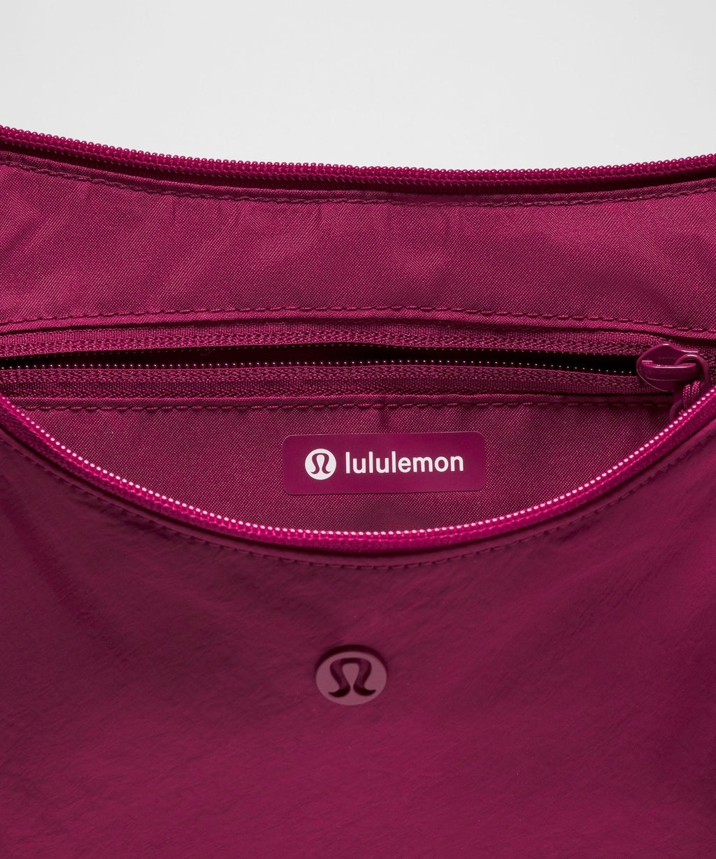 Slouchy Sling Bag 6L