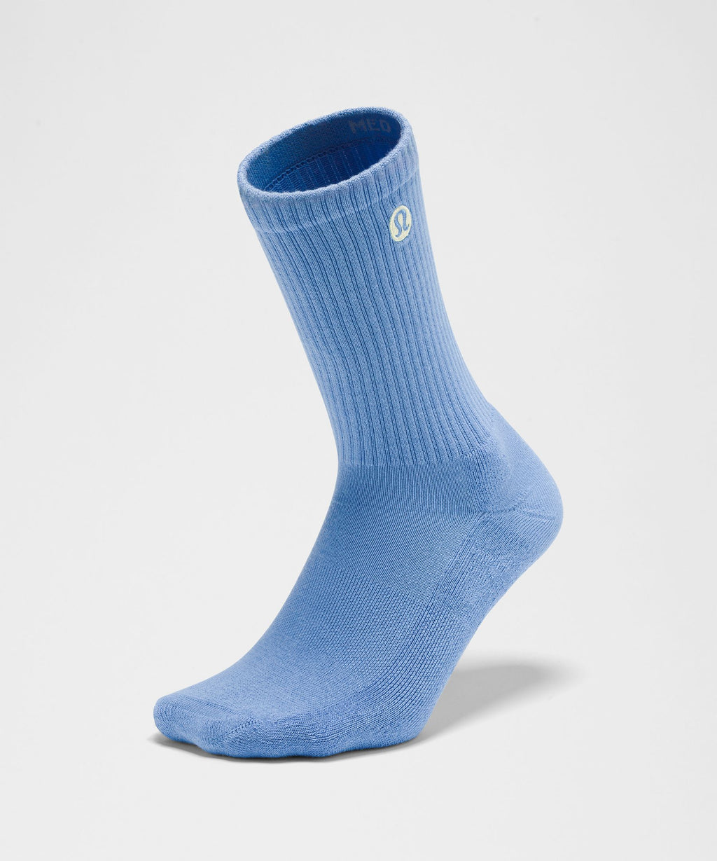 Unisex Daily Essential Crew Socks