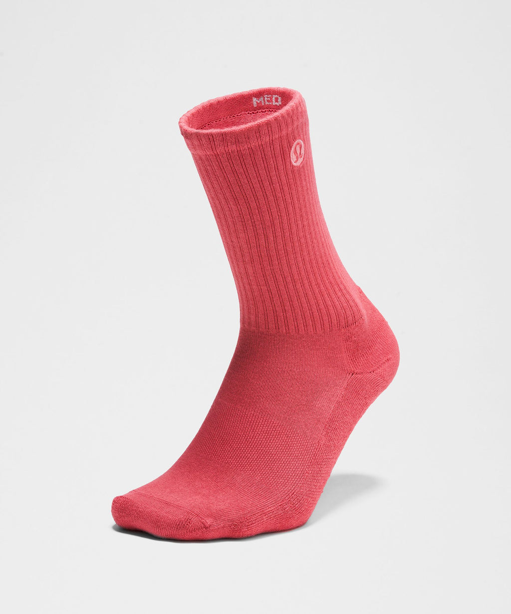 Unisex Daily Essential Crew Socks