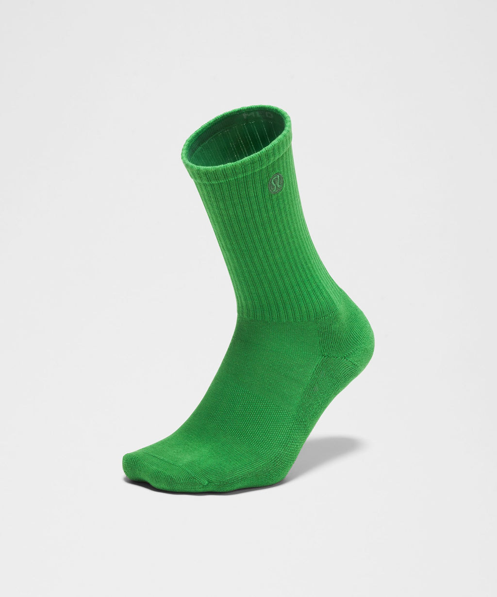 Unisex Daily Essential Crew Socks