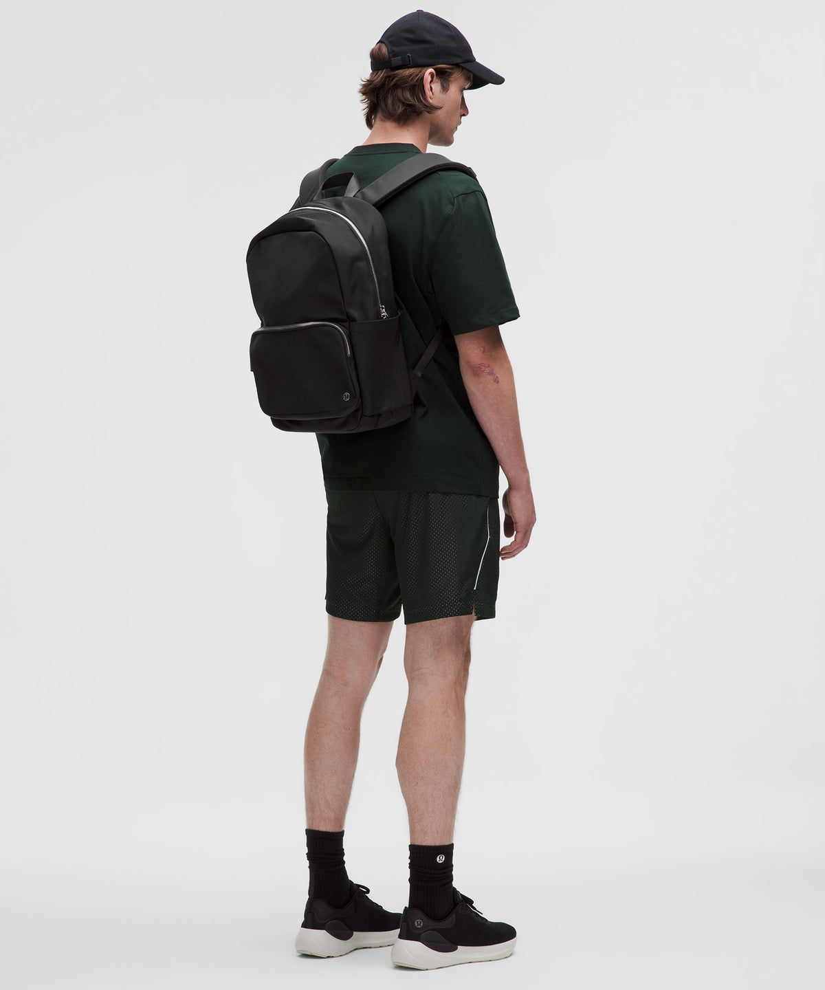 Everywhere Backpack 22LMetal Hardware