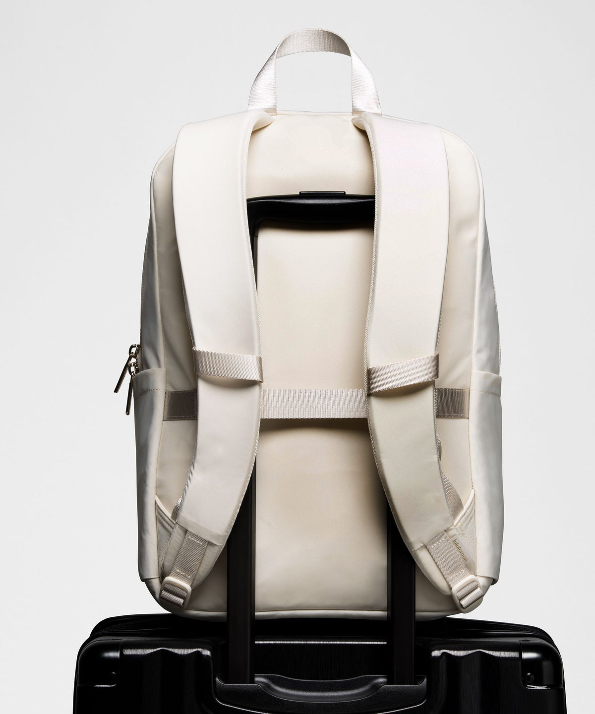 Everywhere Backpack 22LMetal Hardware