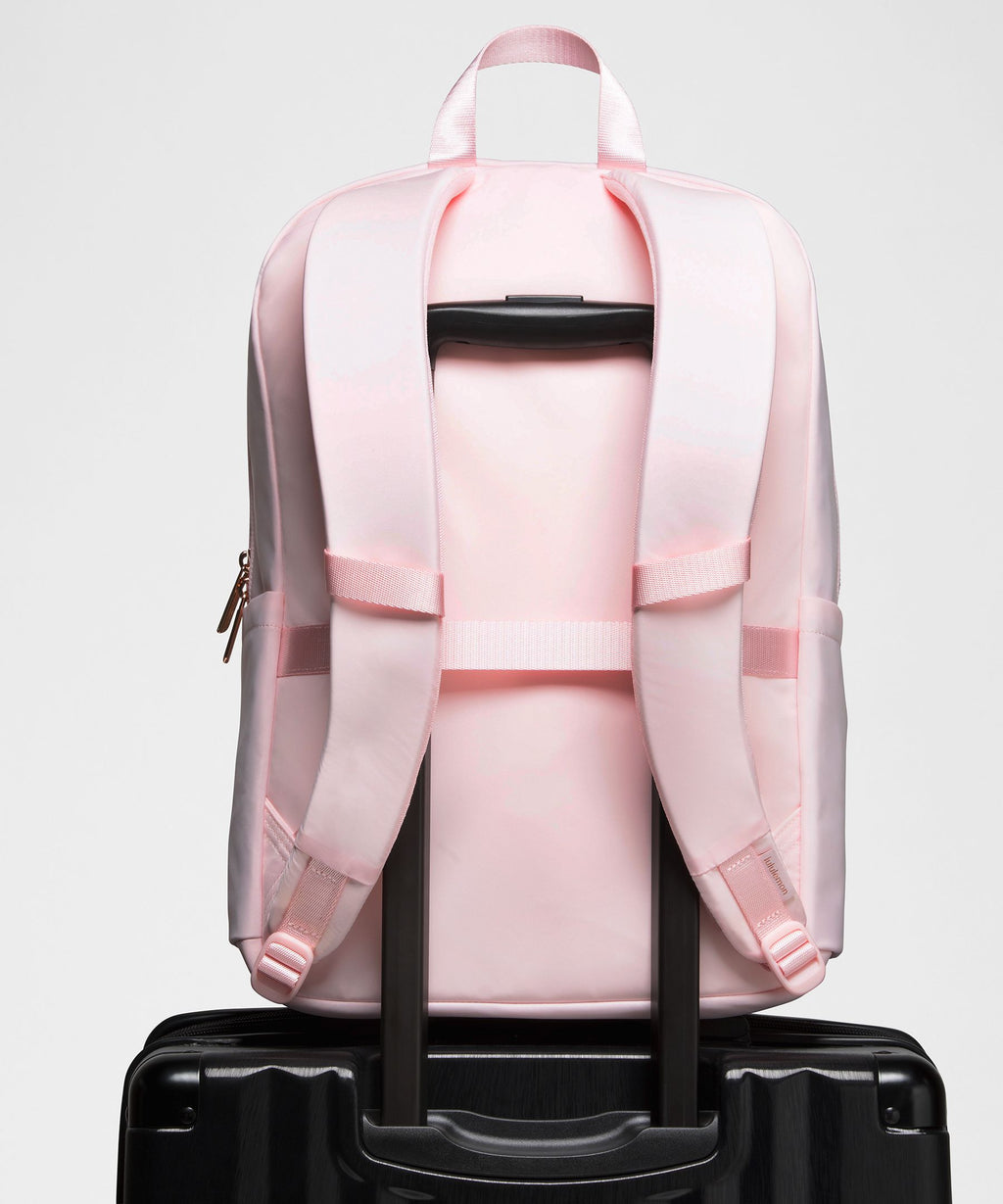 Everywhere Backpack 22LMetal Hardware