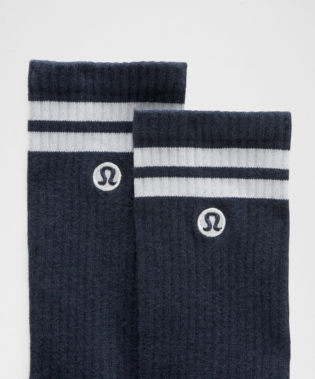 Unisex Daily Essential Crew SocksStripe