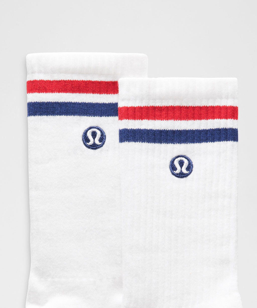 Unisex Daily Essential Crew SocksStripe